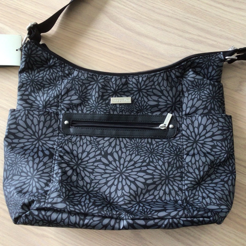 New Baggillini floral design